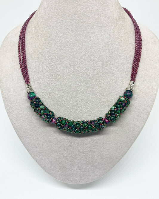 COLLIER AWALA