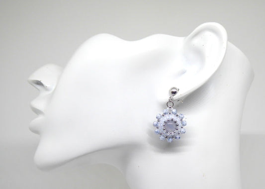 Boucles d'oreilles Mercure - pierre portée Calcédoine bleue - Bijoux artisanaux Tiss'Mé