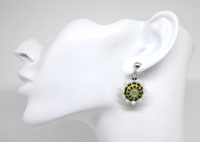 Boucles d'oreilles Lune - pierre portée Préhnite - Bijoux artisanaux Tiss'Mé