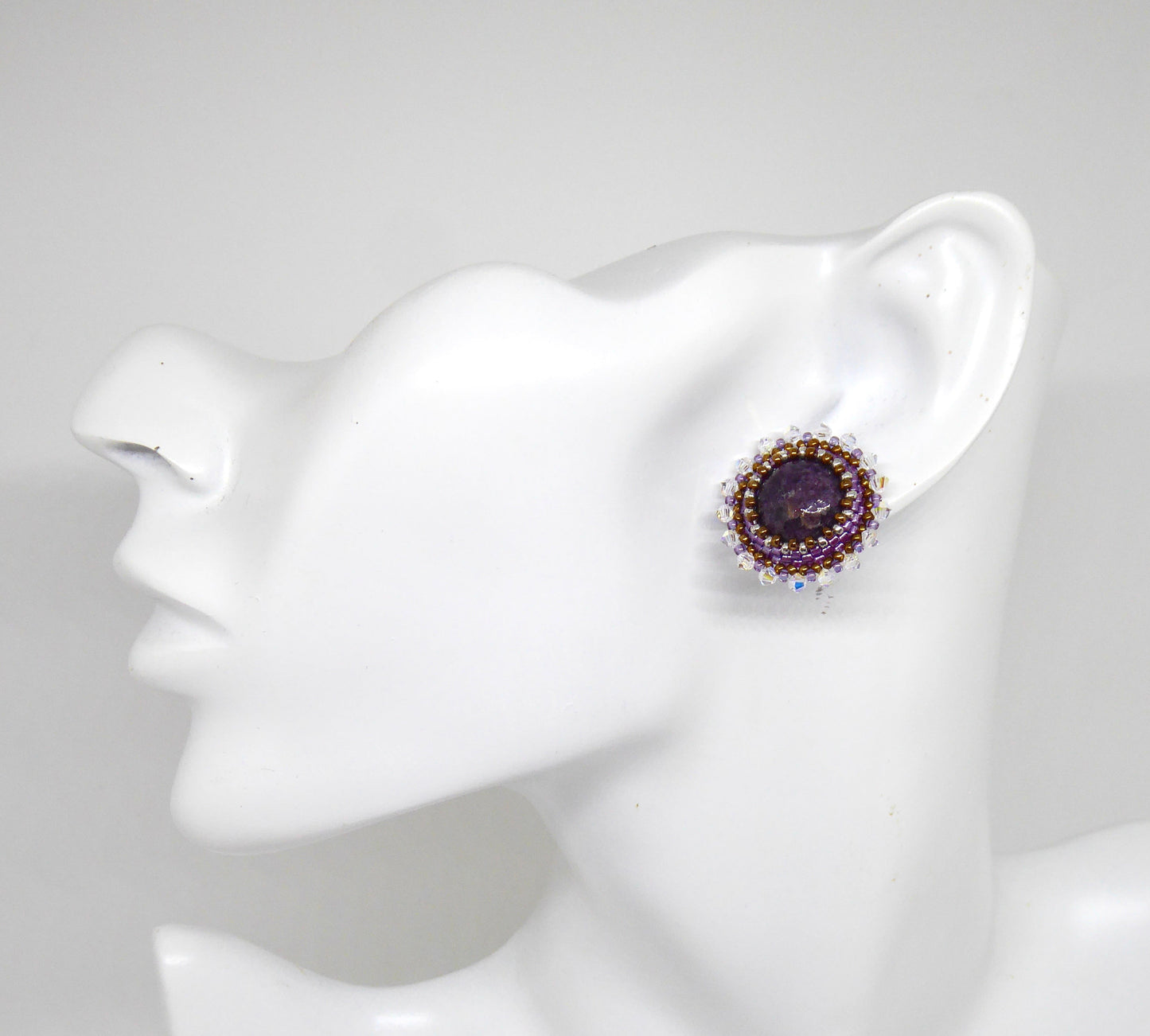 Clous d'oreilles Delphes - pierre portée Lépidolite - Bijoux artisanaux Tiss'Mé