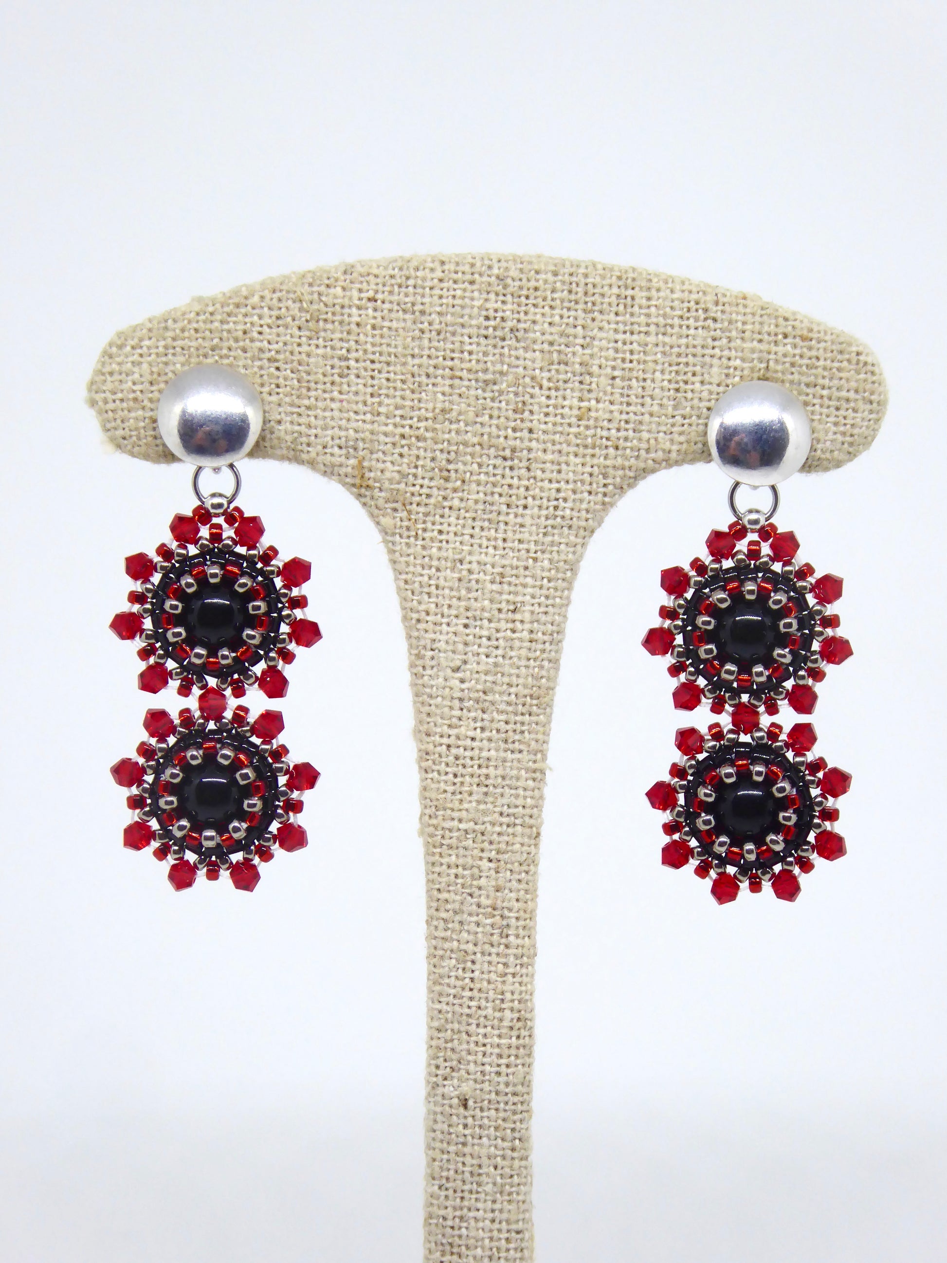 Boucles d'oreilles Gemini Tiss'Mé - pierre naturelle Onyx noir et perles Miyuki - fait main Paris