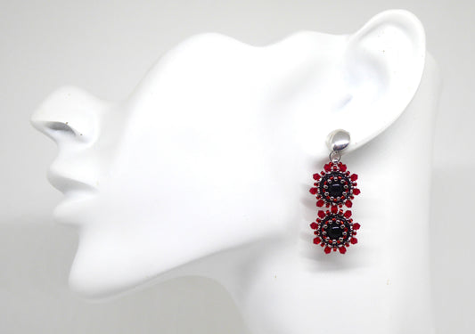Boucles d'oreilles Gemini - pierre naturelle portée Onyx noir - Bijoux artisanaux Tiss'Mé