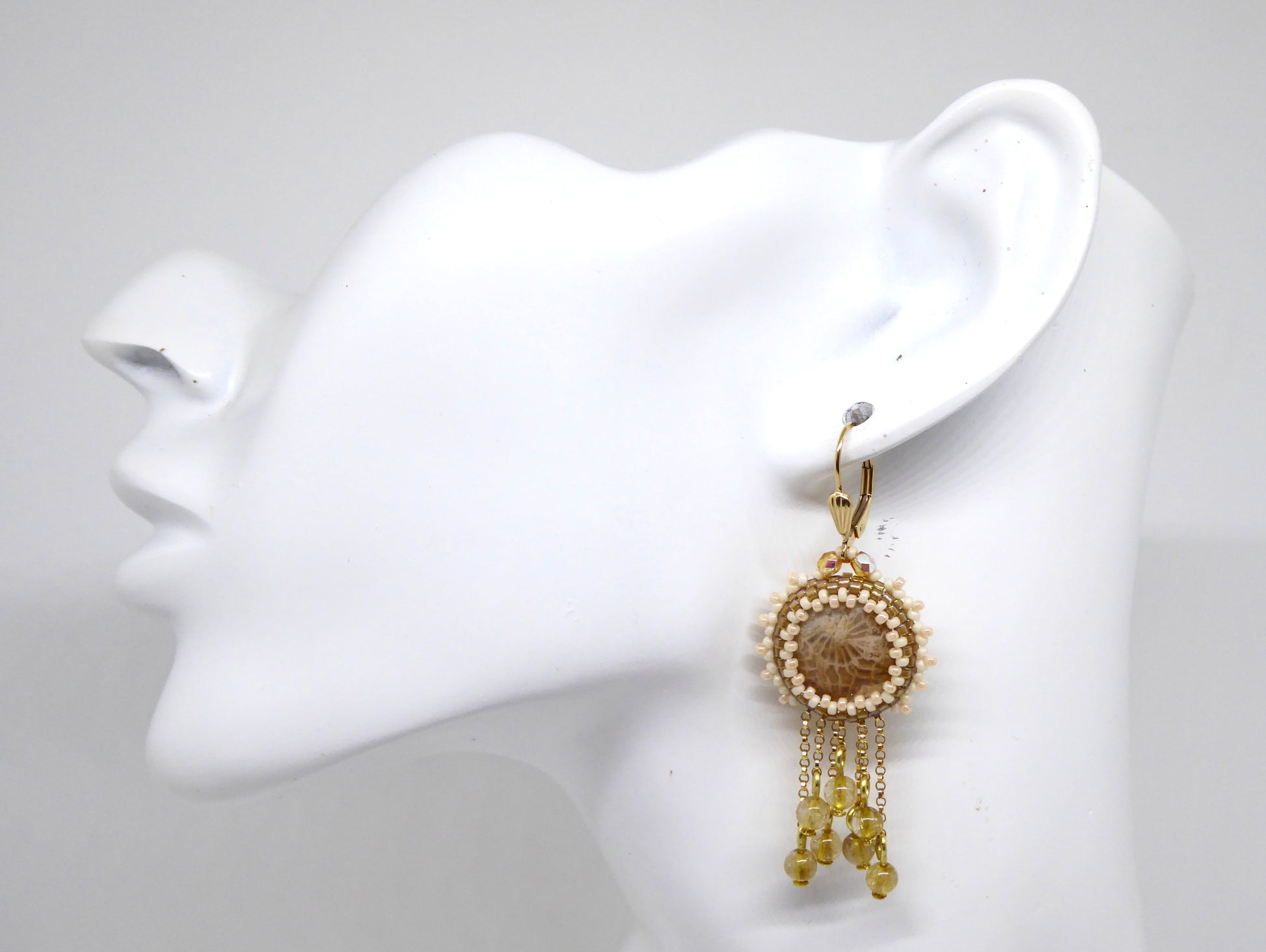 Boucles d'oreilles Sumatra - pierre portée Corail fossile - Bijoux artisanaux Tiss'Mé