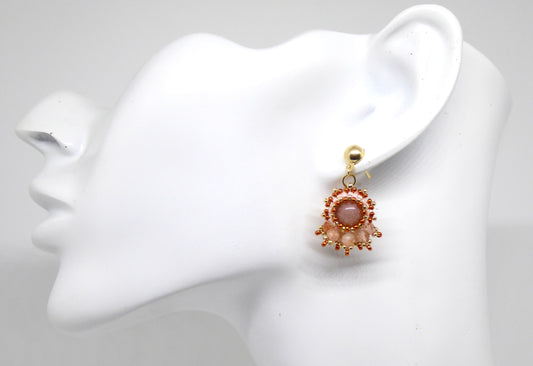 Boucles d'oreilles Vénus- pierre portée Pierre de soleil - Bijoux artisanaux Tiss'Mé