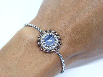 Bracelet Kalahari porté - Agate Botswana - bijou artisanal Paris - chaine acier inox - Tiss’Mé