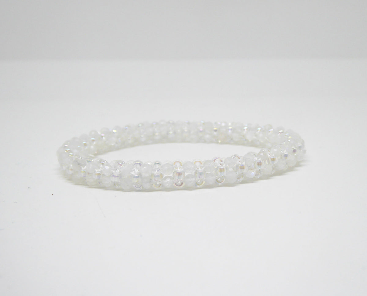 Bracelet perlé Tiss’Mé - pierre naturelle Pierre de Lune et rocailles Miyuki - tissage perles fil et aiguille - artisanat d'art
