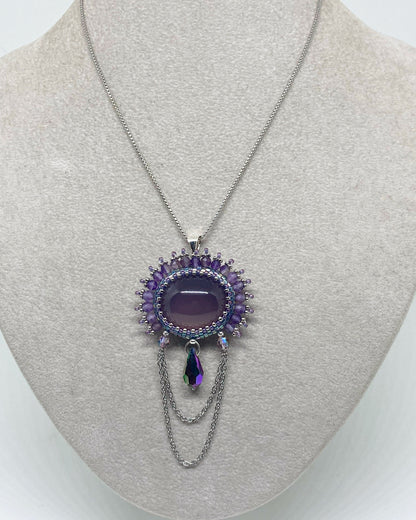 COLLIER BORNEO