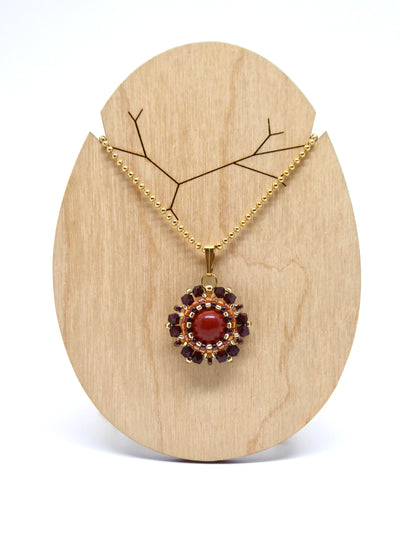 Charms - Tiss’Mé - pierre naturelle Jaspe rouge - tissage perles Miyuki - acier inoxydable