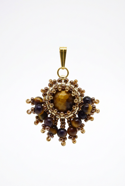 Charm/pendentif pierre naturelle Oeil de tigre - artisanat parisien - Tiss'Mé bijoux - fait main - sertissage perles Miyuki
