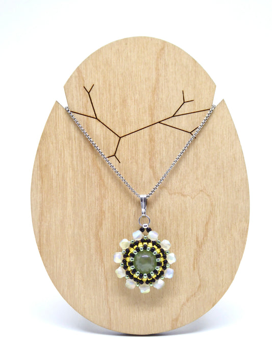 Charms - Tiss’Mé - pierre naturelle Préhnite - tissage perles Miyuki - acier inoxydable