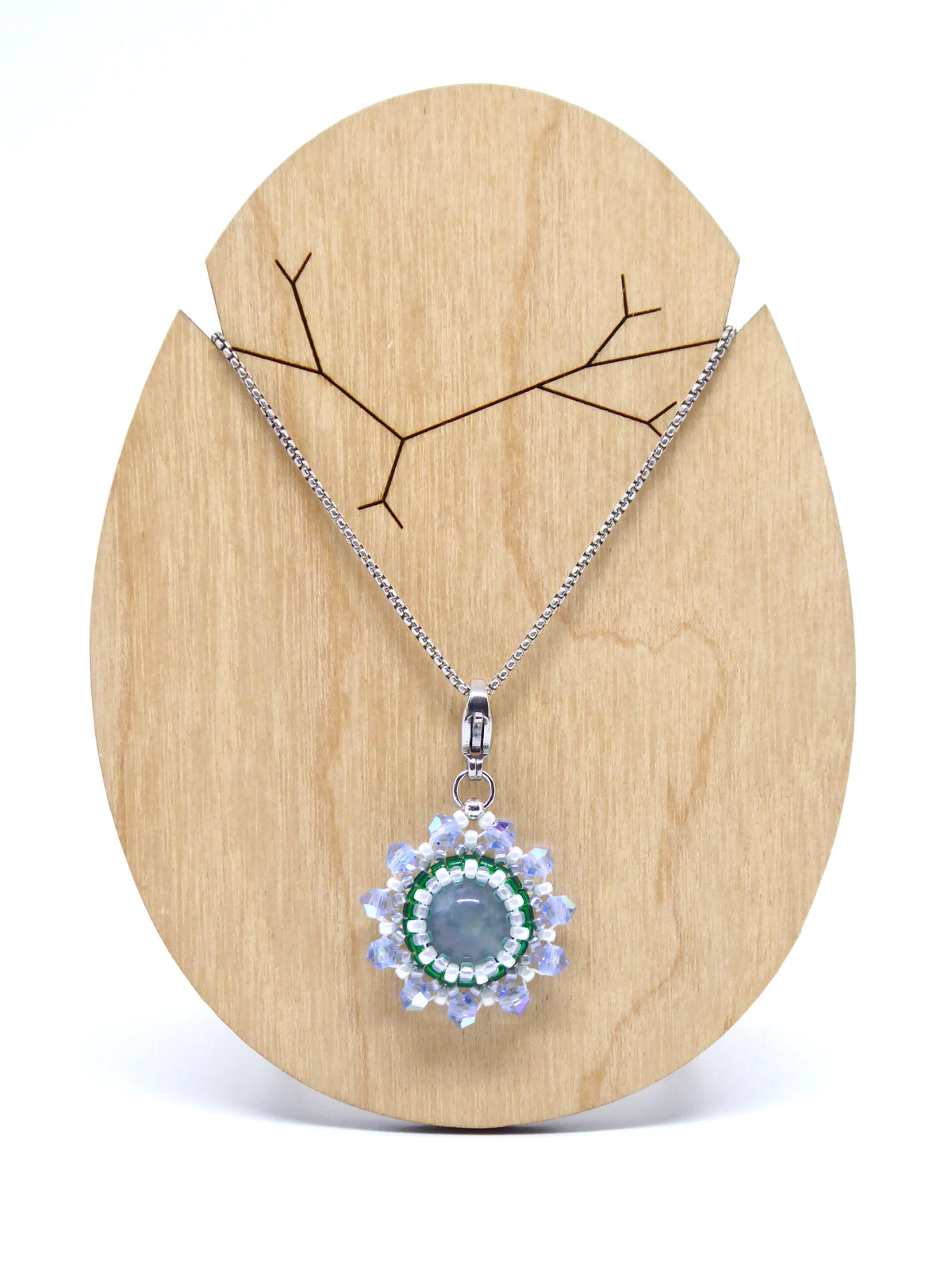 Charm - Tiss’Mé - pierre naturelle Calcédoine bleue - tissage perles Miyuki - acier inoxydable