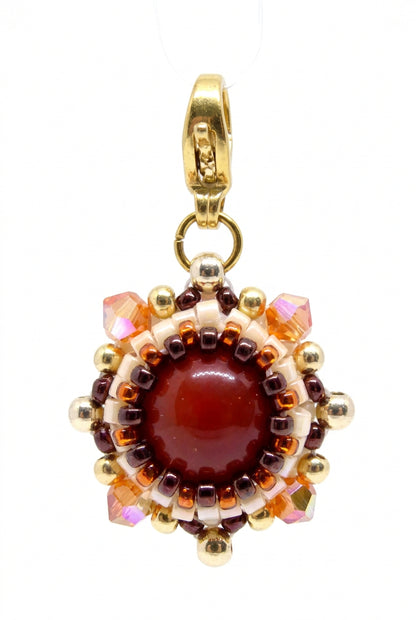Charm/pendentif pierre naturelle Jaspe rouge - Tiss'Mé bijoux - artisanat paris - sertissage perles Miyuki - fait main 