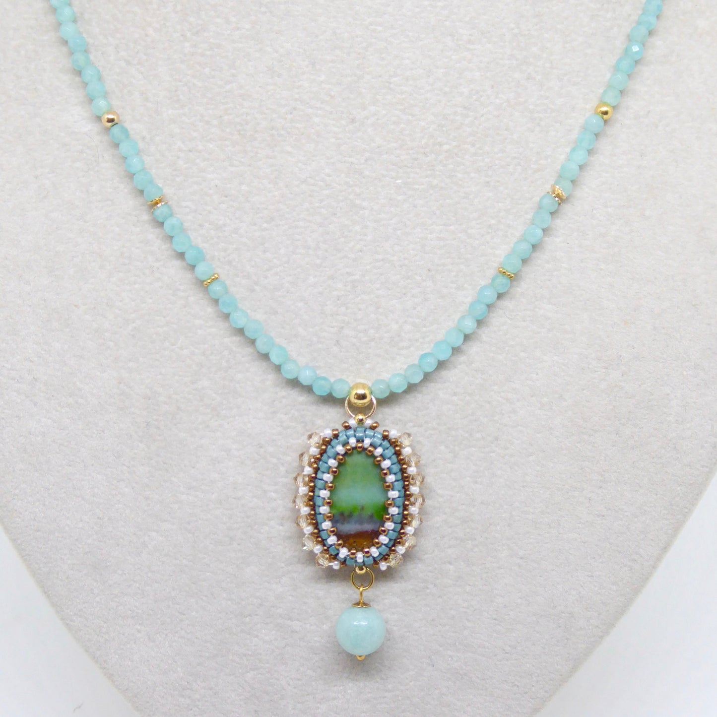 Collier Java Tiss’Mé - pierres naturelles Bois opalisé et Amazonite - gold filled 14k - tissage perles Miyuki - artisanat d'art