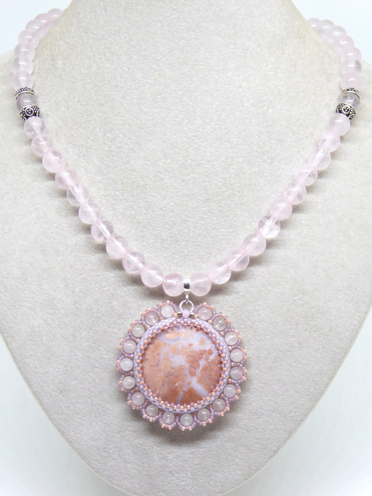Collier Osaka Tiss’Mé - pierres naturelles Agate candy et Quartz rose - tissage perles Miyuki - artisanat d'art