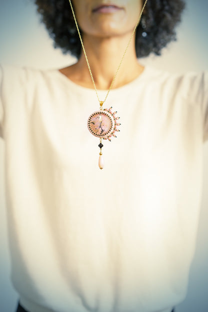 Détails collier Santa Rosa - Rhodonite - bijou artisanal Paris -Tiss'Mé
