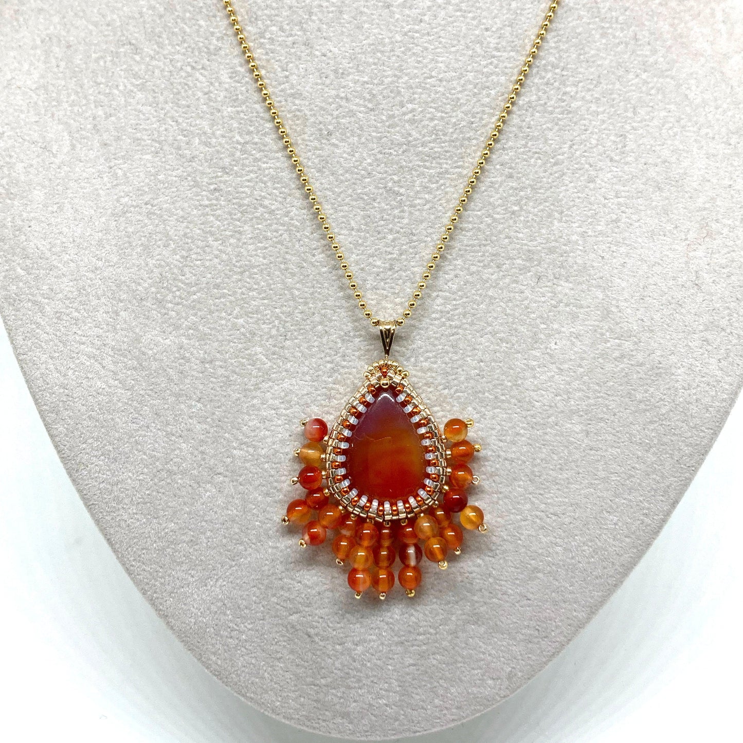 Collier Tana Tiss’Mé - pierre naturelle Cornaline - tissage perles Miyuki - gold filled 14k - artisanat d'art