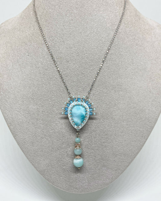 COLLIER SAINT DOMINGUE